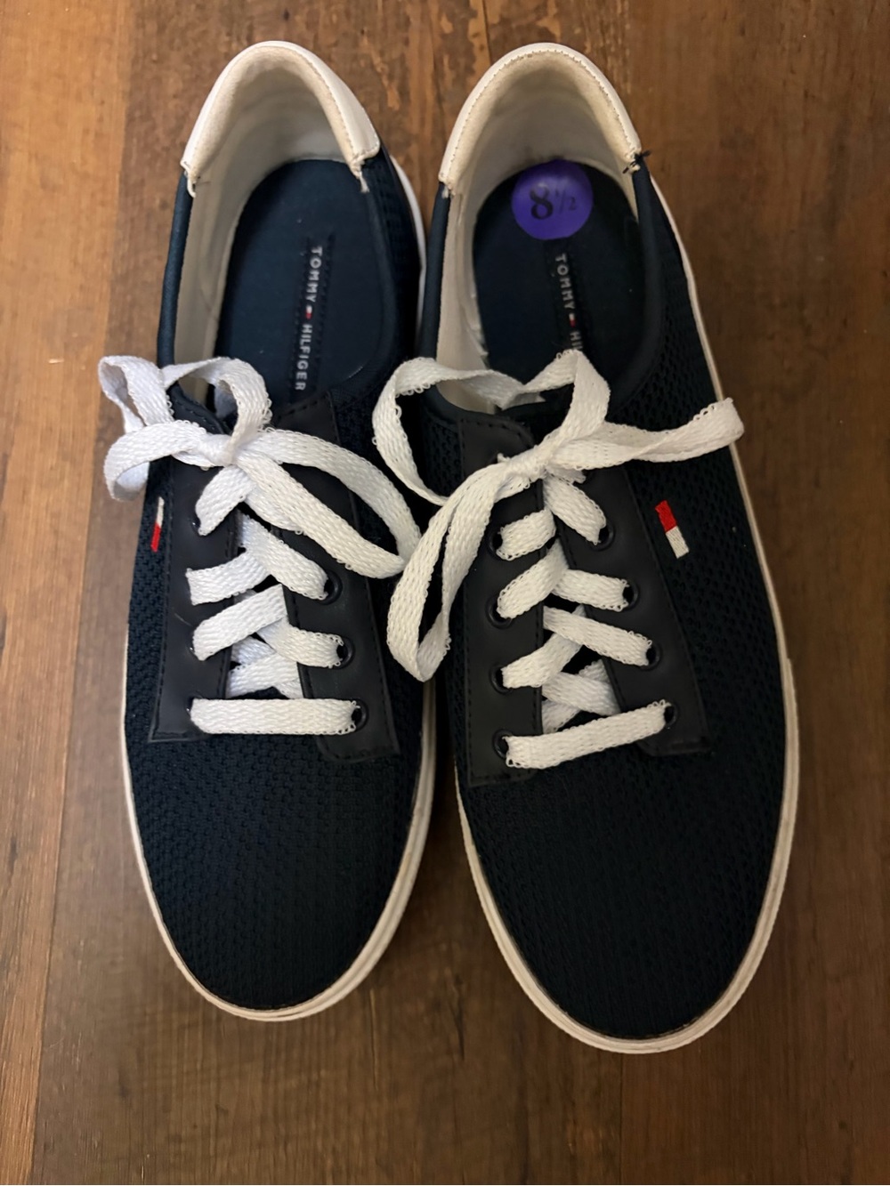 Tommy Hilfiger Navy and White Mesh Low-Top Sneakers-Unisex